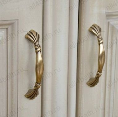 Аллигатор-мебель Classic 125A-1 (цвет 1015) комплект мебели для ванной из массива дерева