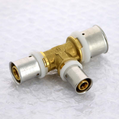 Тройник пресс UNI-FITT 26х16х20 (706G8670)