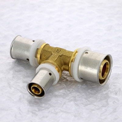 Тройник пресс UNI-FITT 26х16х20 (706G8670)