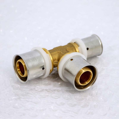 Тройник пресс UNI-FITT 26х26х20 (706G8870)