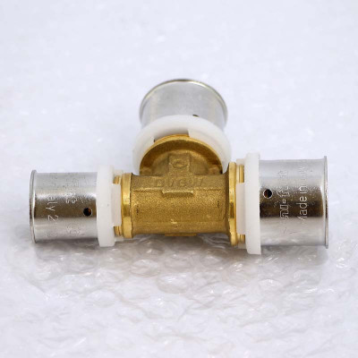 Тройник пресс UNI-FITT 26х26х20 (706G8870)