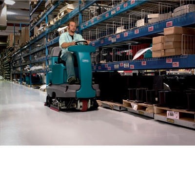 Tennant T7 80D поломоечная машина с сиденьем для оператора