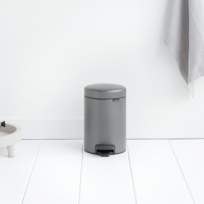 Brabantia NewIcon 112683 ведро для мусора с педалью 5 л, цвет - платиновый