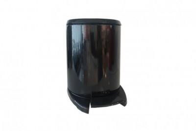 Урна для мусора Primanova черная с черной вставкой (6 л) с системой плавного опускания крышки SOFT CLOSE, 20х20х28 см M-E41-06-06