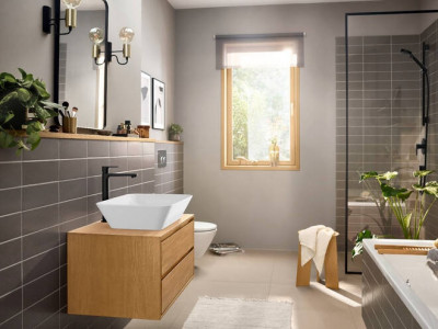 Высокий смеситель для раковины Hansgrohe Rebris E 72581670 (черный матовый)