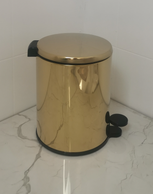 Урна для мусора Primanova CİGO M-E41-37-06 с педалью и крышкой SOFT CLOSE, 6л, золото