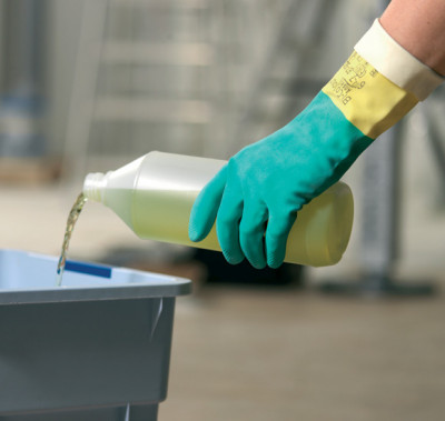 Усиленные резиновые перчатки