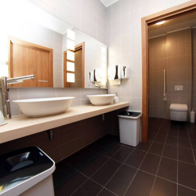 Сенсорный дозатор 0,45 л для мыла и антисептиков Saraya Sanilavo UD-450 (73715)