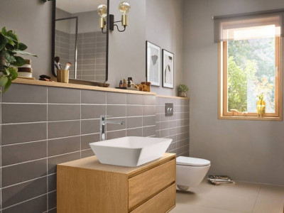 Высокий смеситель для раковины Hansgrohe Rebris E 72581000 (хром)