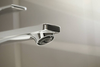 Высокий смеситель для раковины Hansgrohe Rebris E 72581000 (хром)