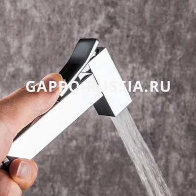 Смеситель с гигиеническим душем Gappo настенный однорычажный белый/хром (G2007-8)