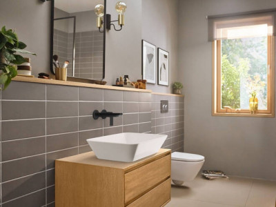 Настенный смеситель для раковины Hansgrohe Rebris E 72568670 внешняя часть (черный матовый)