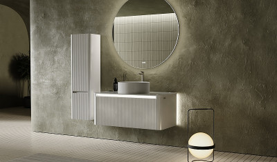 Зеркало в ванную Jorno Solo 100 Solo.02.100/W/RL с подсветкой с сенсорным выкл и часами округлое