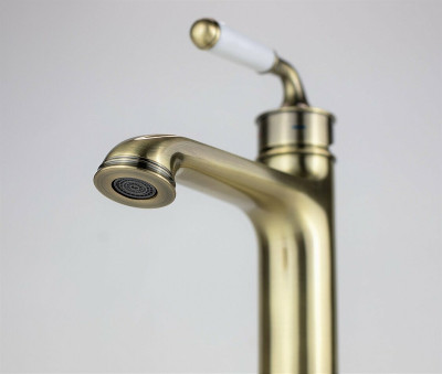 Смеситель для раковины ESKO Prague PG 26 бронза сатин однорычажный