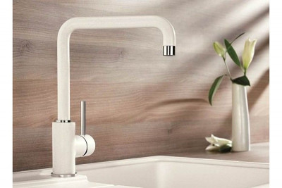 Кухонный смеситель Blanco Mili 526236 черный