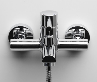 WasserKRAFT Main 4101 cмеситель для ванны настенный с душем