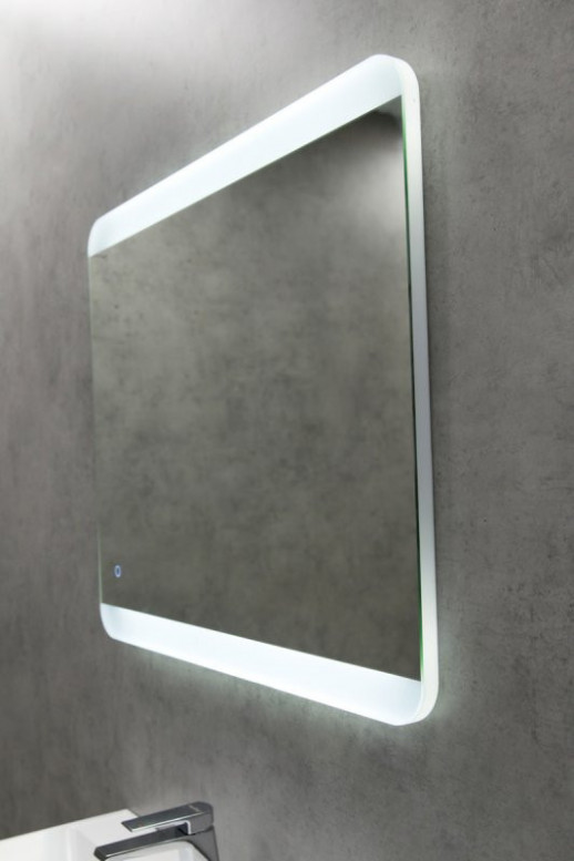 Зеркало BelBagno SPC-CEZ-700-600-LED-TCH