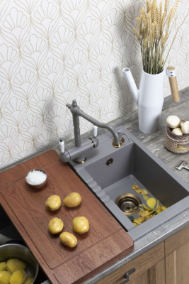 Разделочная кухонная доска для моек OMOIKIRI CB-04-WOOD-L (4999009)