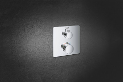 Термостатический смеситель для душа GROHE Grohtherm с переключателем на 2 положения верхний-ручной душ, внешняя часть, квадратная розетка, хром (24079000)