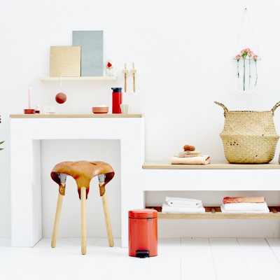 Brabantia NewIcon 112140 ведро для мусора с педалью 3 л, цвет - пламенно-красный