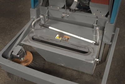 Подметальная машина Tennant S10 аккумуляторная с гелевой батареей