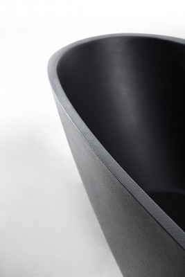 Ванна из искусственного камня Abber Dortmund 170x75 AM9911B черная без г-ажа овальная 170 л