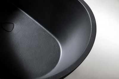 Ванна из искусственного камня Abber Dortmund 170x75 AM9911B черная без г-ажа овальная 170 л