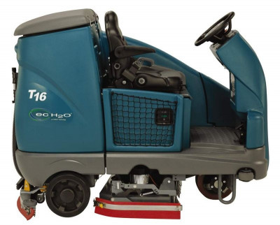 Tennant Т16 90D поломоечная машина с сиденьем для оператора