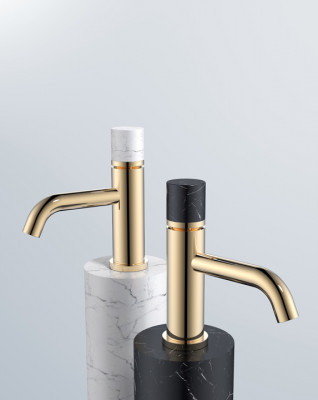 Смеситель для раковины Boheme Stick 122-GCR.2 высокий, золото/хром