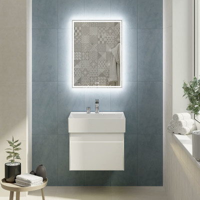 Зеркало в ванную Kerama Marazzi Tecno 60 TE.mi.60 с подсветкой с бесконтактным выключателем с подогревом и часами